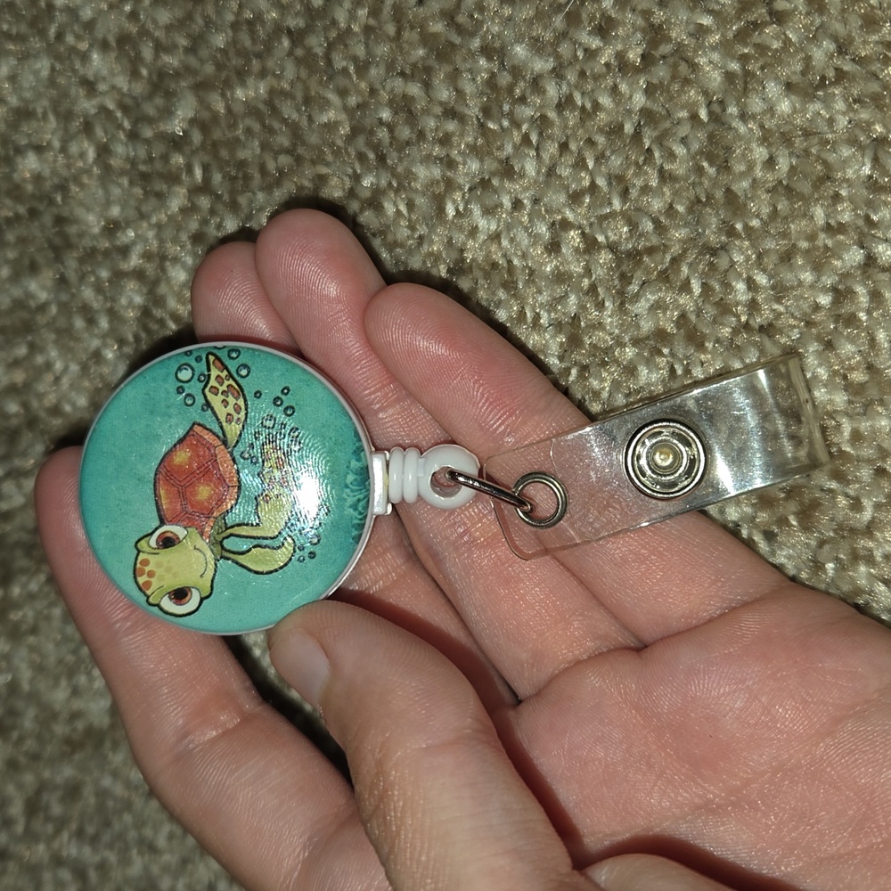 Finding Nemo Squirt badge